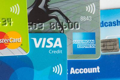 Typical rate to borrow on credit cards has reached 20-year high, says website