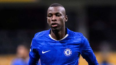 Exiled Chelsea Star Offered Surprise Lifeline After Enzo Maresca Exit