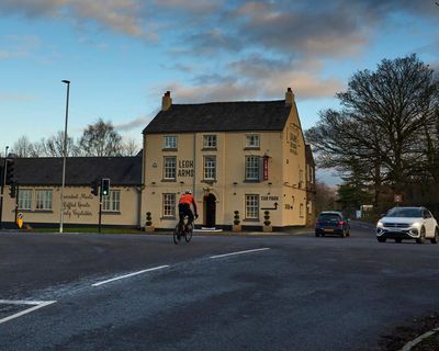 Cheshire council leaders urged to resign after proposing new town without local support