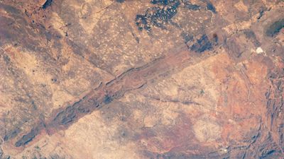 Hidden beauty of Zimbabwe's 2.5 billion-year-old 'geological marvel' revealed in striking astronaut photo — Earth from space