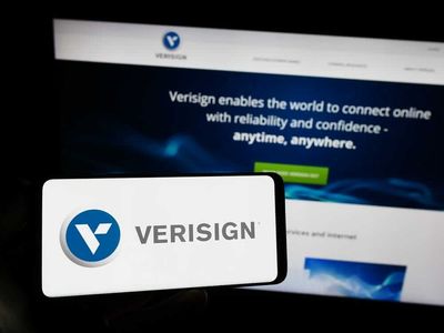 VeriSign Stock: Is Wall Street Bullish or Bearish?