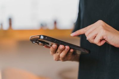 Why Privacy Experts Say You Shouldn’t Use Your Real Phone Number on Apps