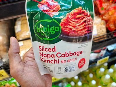 6 Things to Buy at the Grocery Store to Improve Your Gut Health