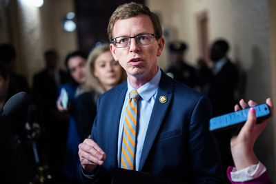 GOP lawmakers join Trump’s call for refined midterm economic message