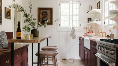 3 Genius Tiny Kitchens From the Homes & Gardens Archives That Prove You Don't Need a Pantry to Go Big on Storage