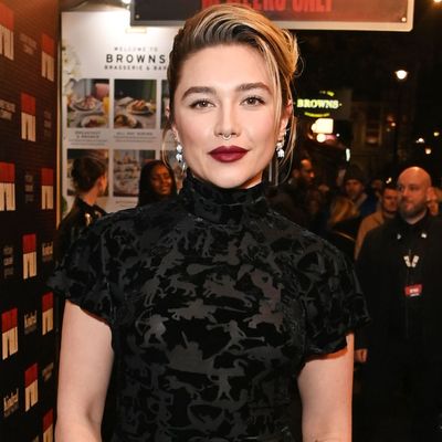 Florence Pugh Hypnotizes the 'Dracula' Premiere in a Method Velour Dress