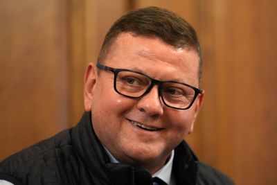 Former army chief seen as Zelenskyy's top rival reveals to AP a rift between them