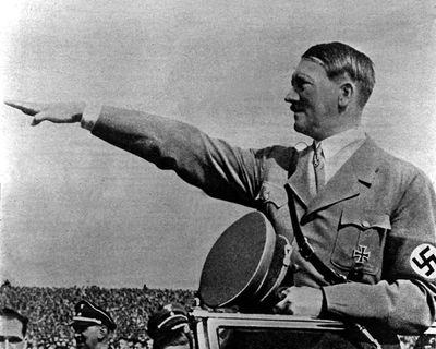 Nazi letters reveal paper restorers’ role in compiling Holocaust ‘hitlist’