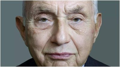 Les Wexner faces closed-door deposition over Epstein ties as new DOJ files emerge