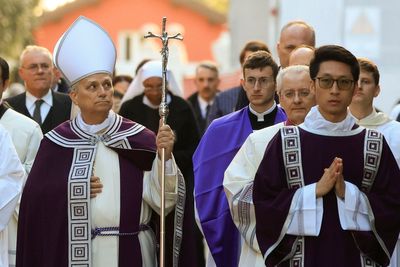 Pope laments 'ashes of international law' left by today's conflicts in Ash Wednesday liturgy