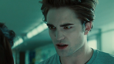 Robert Pattinson Reflects On Quickly Rising To Fame While Also Convincing Twilight Fans He Was Not Edward IRL