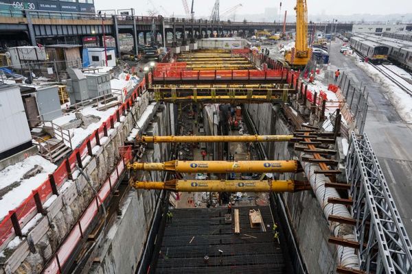 Trump administration releases funds for New York-New Jersey tunnel project