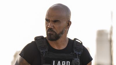 S.W.A.T. Exiles First Look Reveals Something New For Shemar Moore's Hondo That Has Me Quite Curious