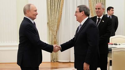 Putin tells Cuban FM Russia will not accept recent US sanctions against Havana