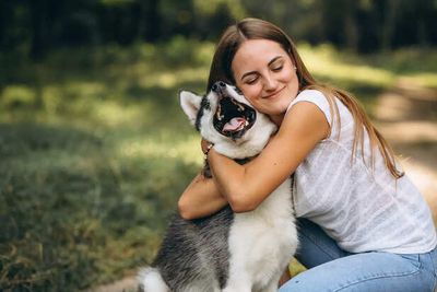 Why Too Much Physical Affection Can Make Pets Uncomfortable