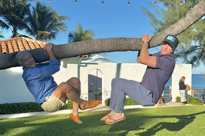 Pentagon chief Pete Hegseth and Dr. Oz slammed over ‘leisurely’ midweek brunch photos: ‘Shouldn’t he be doing war stuff?’