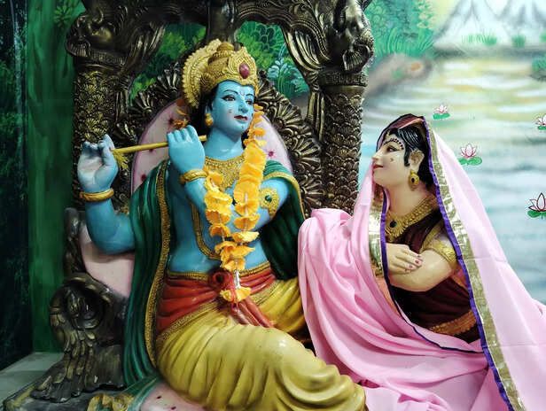 Radha vs Rukmini: Two Types of Love Women Experience