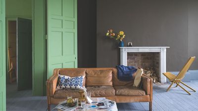 'A Rich, Earthy Brown That Shifts Gently with the Light' – Why Designers Always Turn to This 'Chameleon' Farrow & Ball Color for Instant Coziness