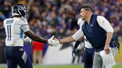 A.J. Brown Reveals He 'Hated' Mike Vrabel, as Former Patriots Try to Recruit Him