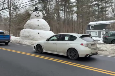 Meet Parker the snowman: The frosty 20-foot giant delighting one small town