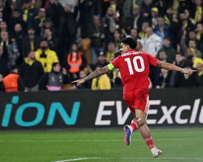 Nottingham Forest dominate Fenerbahce to give Vítor Pereira perfect start