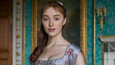 Bridgerton's Phoebe Dynevor Just Found Her Next Romance Project (And It Involves Another Major Novel)