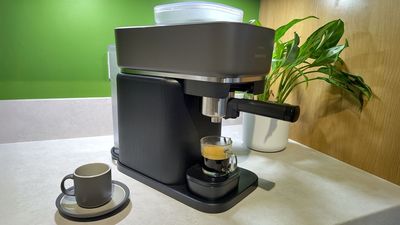 The new Philips Baristina coffee maker brews superb espresso, and surprised me with a very cool feature I've never seen before