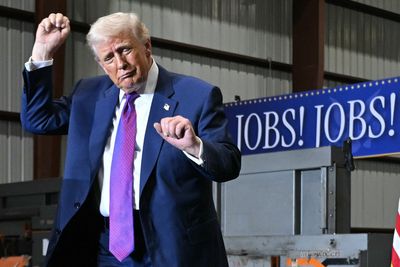 Trump toys with awarding himself the Congressional Medal of Honor over Middle East visit: ‘I was so brave’