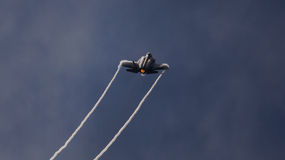 Terrifying admission from insider reveals F-35 fighter jets are just an iPhone hack away from turning on the US