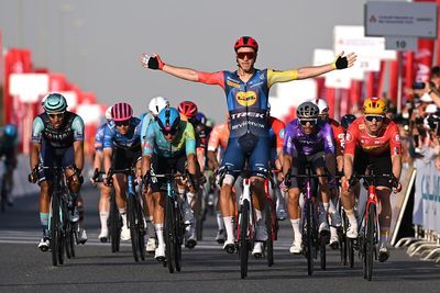 UAE Tour: Jonathan Milan doubles up in scrappy sprint finish on stage 5