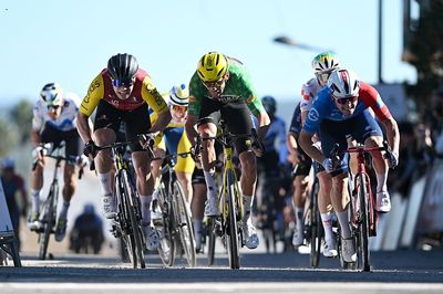 Vuelta a Andalucia stage 3: Milan Fretin finds his way through chaotic finale to clinch uphill bunch sprint win