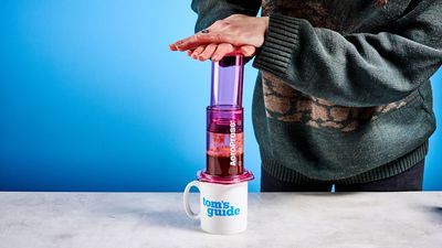 I tested the viral AeroPress Clear Color, and it’s the girlypop coffee maker my home cafe was missing