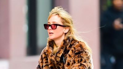 Jennifer Lawrence’s leopard print coat is the casual staple that will elevate any jeans outfit