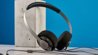 I tested the Gadhouse Wesley Headphones — and they’re bringing 1986 into 2026