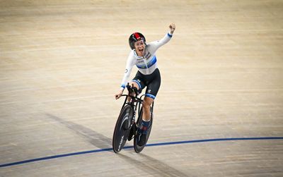 'I'm just over the moon' – World record holder Josie Knight wins nail-biting individual pursuit final at British Track Championships