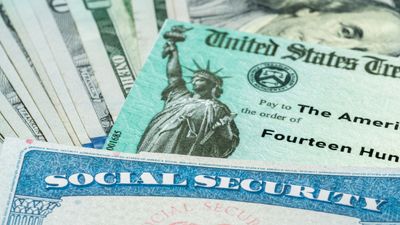 Here’s the Average Social Security Check for Someone Who Made $100K Their Whole Career