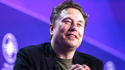 Jury selection in Elon Musk trial descends into farce after ‘so many’ admit they hate him