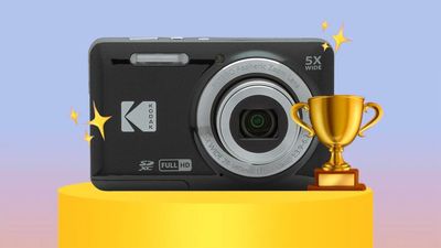 This US$139.99 compact camera is Japan's best-selling model – AGAIN!