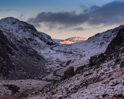 Bodies of two young men found in Eryri mountain range after large-scale search