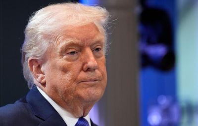 US businesses clamor for refunds after supreme court strikes down Trump’s tariffs