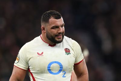 Ellis Genge issues apology to England fans after heavy defeat to Ireland