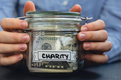 How a Donor-Advised Fund Can Slash Your Tax Bill With 'Charitable Bunching'