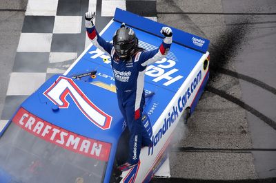 Kyle Busch wins third straight Atlanta NASCAR Truck race with late charge