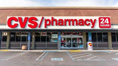 7 Pharmacy Pickup Rules That Changed Without Counter Notices