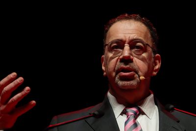 The Nobel laureate who cowrote ‘Why Nations Fail’ warns U.S. democracy won’t survive the AI job-pocalypse. AI advocates suggest the opposite