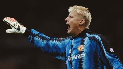 The 20 Best Premier League Goalkeepers of All Time—Ranked
