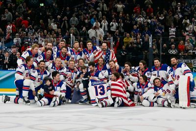 Team USA hockey champions pay touching tribute to Gaudreau brothers and bring late NHL star’s kids onto ice
