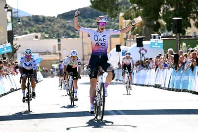 Clásica de Almería: Federica Venturelli sprints to victory on her professional racing debut