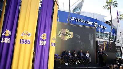 Pat Riley Ended Speech at Lakers Statue Unveiling With Perfect Anti-Celtics Quip