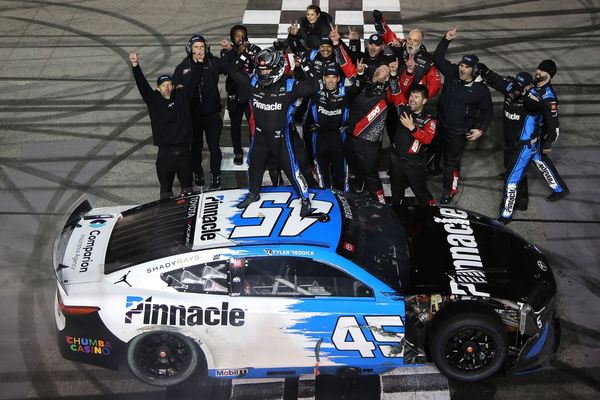 Tyler Reddick goes back-to-back, wins mad Atlanta Cup race with no fender